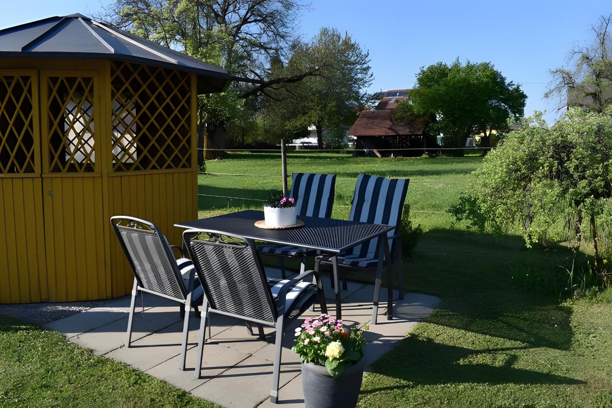 Ferien- Und Obsthof Dillmann Apartment Langenargen Bagian luar foto
